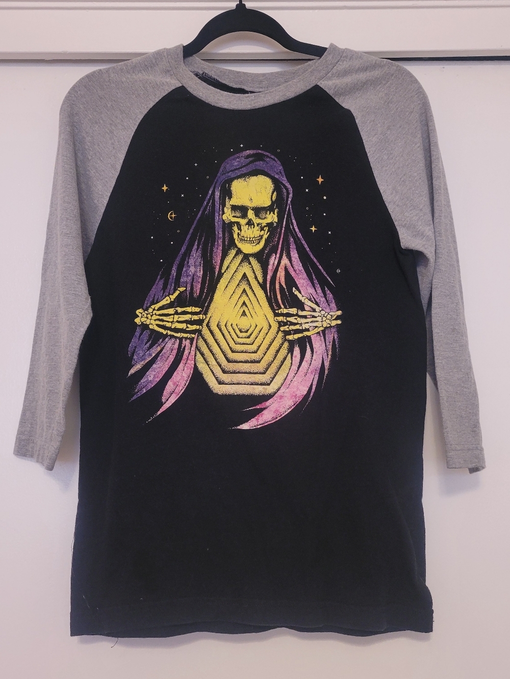 Volcom Skull Graphic Raglan Tee Black Gray 3/4 Sleeve Small